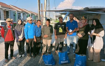 Hal 4 4 KLM Martapura Beri Bantuan