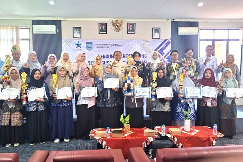 Hal 4 4 KLM Martapura Lomba Perpustakaan