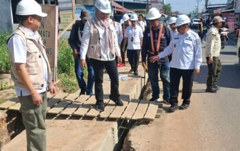Hal 4 4 KLM Martapura Tinjau Progres