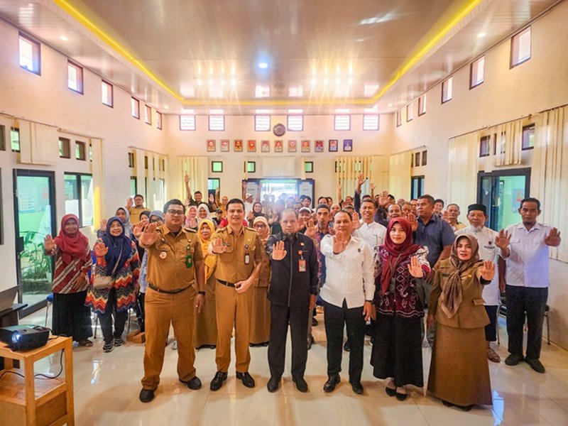 Pemko Banjarbaru Perkuat Gerakan Kelurahan Bersinar Lewat Sosialisasi Antinarkoba 1 Hal 6 3 KLM BJB 2 10