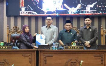 Eksekutif Sampaikan Raperda Perubahan Kedua Pajak dan Retribusi Daerah 5 Hal 7 Tanbu Adv 4 klm