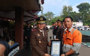 Polres Tapin Beri Penghargaan kepada PT AGM atas Dukungan Program Ketahanan Pangan 5 IMG 20260701 WA0041