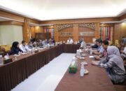Banggar DPRD Kalsel Bahas Raperda Pertanggungjawaban APBD 2025 bersama Kemendagri