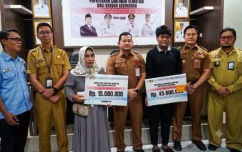 Pemkot Banjarmasin Serahkan Santunan Kematian kepada Ahli Waris Korban Kebakaran 5 IMG 20260701 WA0057