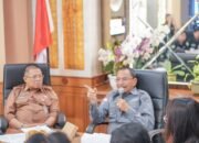 Ketua DPRD Kalsel Terima Kunjungan DPM UNISM, Perkuat Literasi Legislatif Mahasiswa
