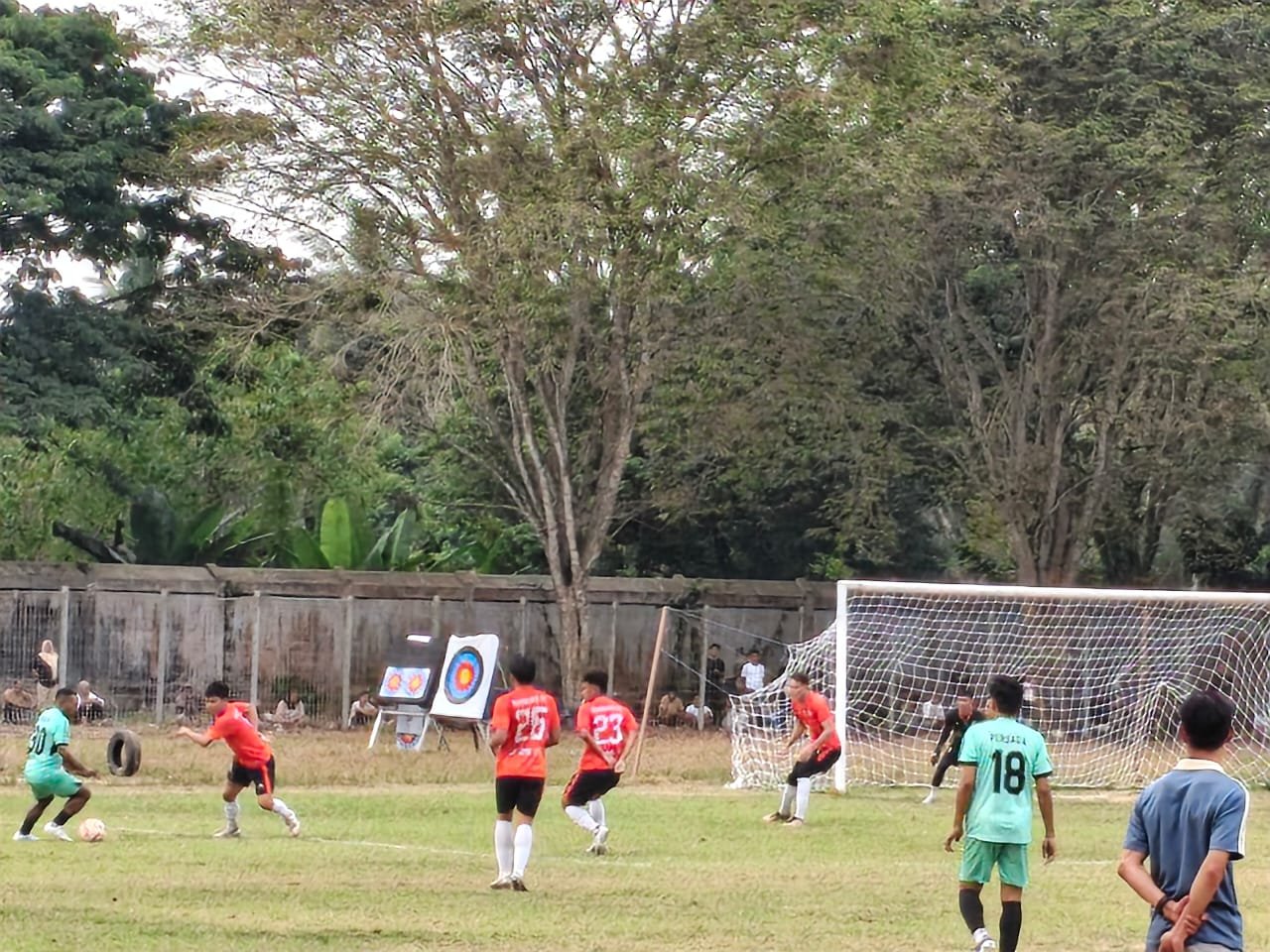 Kalahkan Persada Anduhum Lewat Adu Penalti, Bhaskara X Arvhuz Melaju ke Final Bupati HST Cup 2026 1 IMG 20260710 WA0068