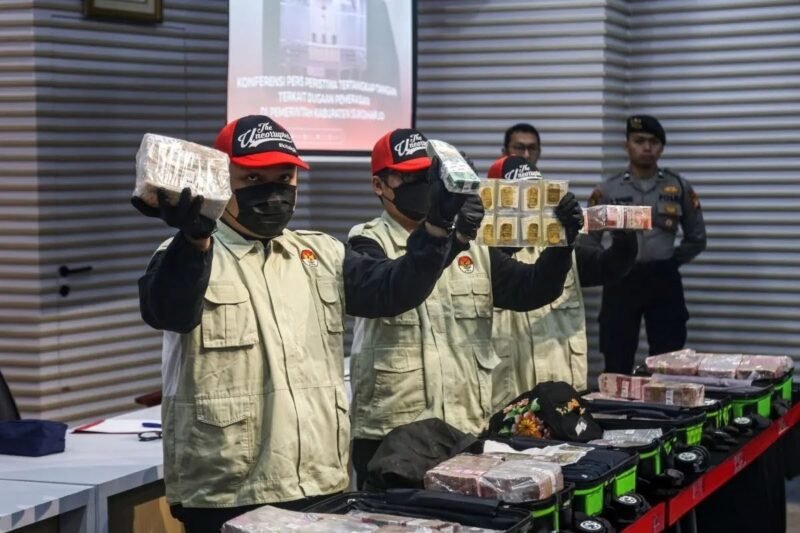 Barang Bukti Rp21,2 miliar Disita KPK dari OTT Bupati Sukoharjo 1 IMG 20260711 WA0028 e1783756312697