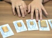 Harga Emas Antam Turun Sebesar Ini