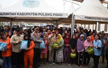 HUT ke-24 Pulang Pisau, Gubernur Kalteng Buka Pasar Murah dan Cek Kesehatan Gratis 4 IMG 20260714 WA0059