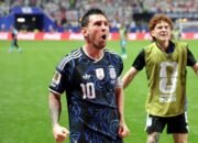 Messi Kembali Pecahkan Rekor Pemain Tertua di Semifinal Piala Dunia