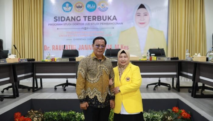 Hj. Raudatul Jannah atau Acil Odah Resmi Menyandang Gelar "Doktor" 3 IMG 20260717 WA0021