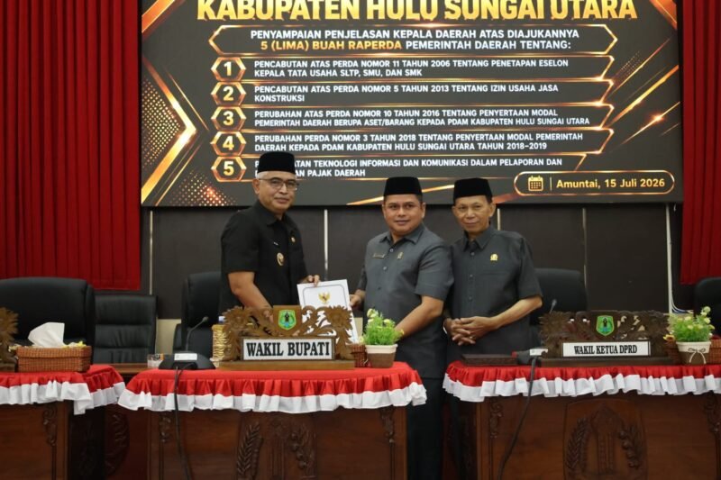 DPRD HSU Gelar Rapat Paripurna Penyampaian Penjelasan Kepala Daerah atas Lima Raperda Inisiatif 1 IMG 20260717 WA0022 1 e1784261912500