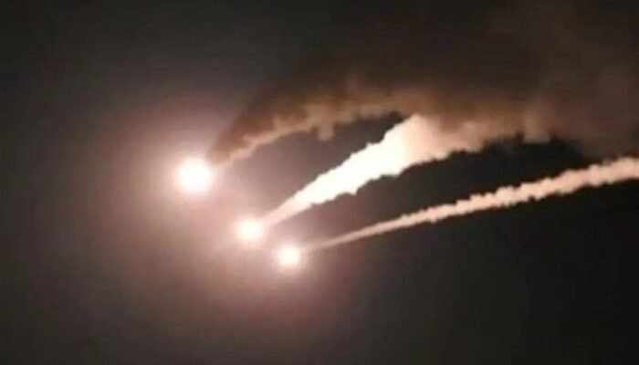 Iran Serang Fasilitas Militer AS di Oman, Suriah, Yordania