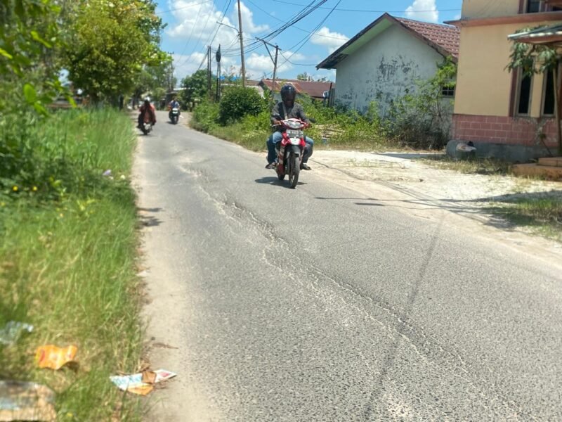 Kondisi Jalan Rusak dan Bergelombang, Perbaikan Jalan Tatah Belayung Diusulkan ke Pusat 1 IMG 20260718 WA0021 e1784365536538