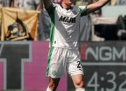 Posisi Jay Idzes Dirumorkan Tergusur di Sassuolo?
