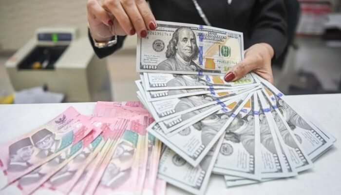 Rupiah Menguat Jadi Rp17.937 per Dolar AS