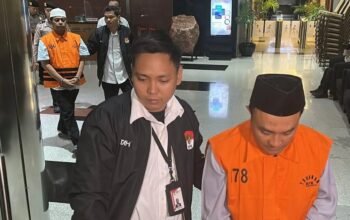 Tiga Tersangka Penyuap Anggota DPR RI Anwar Sadad Ditahan KPK 4 IMG 20260722 WA0040 1