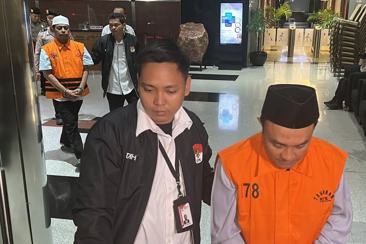 Tiga Tersangka Penyuap Anggota DPR RI Anwar Sadad Ditahan KPK 1 IMG 20260722 WA0040 1