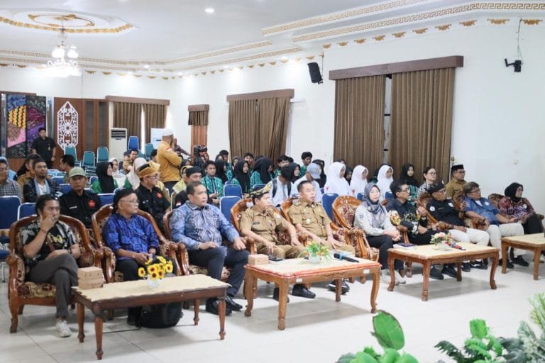 Lestarikan Budaya Bakumpai, Pemkab Gelar Dialog Jejak Budaya Panji 1 IMG 20260724 WA0009