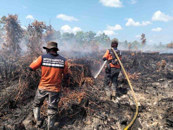 Karhutla Meluas, Satgas Perkuat Operasi Libatkan Kekuatan Udara dan Darat 1 IMG 20260730 WA0008