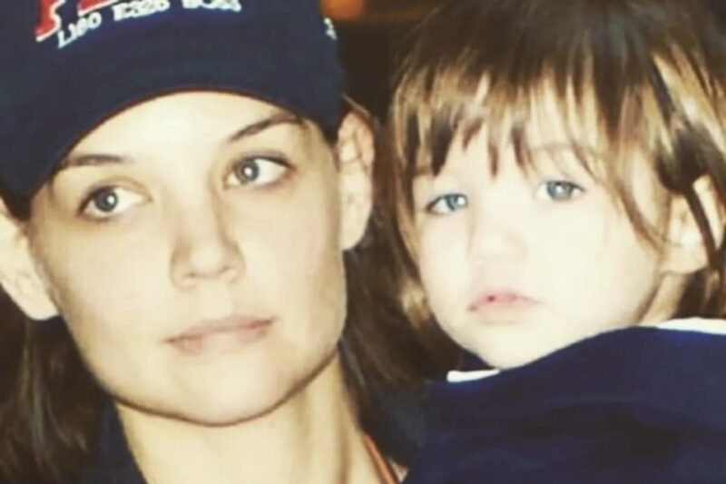 Putri Tom Cruise-Katie Holmes Dikabarkan Hapus Nama “Cruise" 1 IMG 20260730 WA0012 e1785370933442