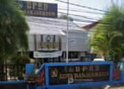 DPRD Kota Banjarmasin Gelar Jalan Sehat dan Public Hearing Bahas Pemadaman Listrik Bergilir