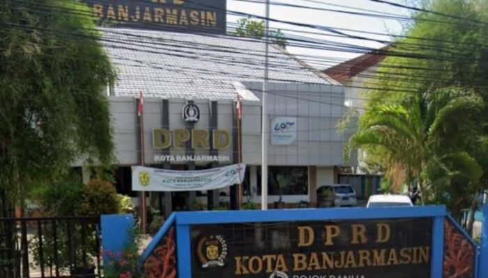 DPRD Kota Banjarmasin Gelar Jalan Sehat dan Public Hearing Bahas Pemadaman Listrik Bergilir