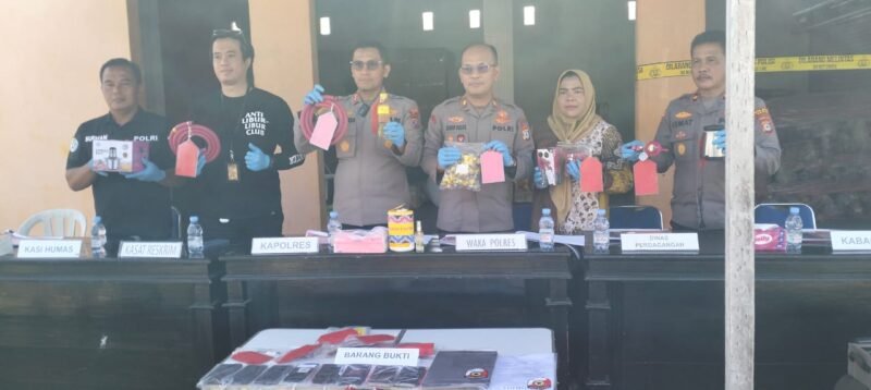 Polres Tapin Bongkar Dugaan Penipuan Berkedok Tebus Murah, 22 Orang Jadi Tersangka 1 IMG 20260731 WA0032 e1785486471948
