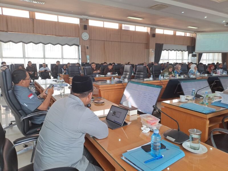 Banggar Dewan 'Ngebut' Bahas APBD 2027 1 IMG 20260731 WA0046 e1785496069765