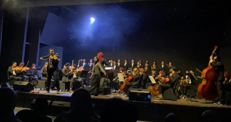 Maestro Biola Yuli Aeyra Sebut Rasyid“Anak Ajaib”, Cepat Kuasai Musik dan Teknologi 1 IMG 20260727 080743 e1785110913554