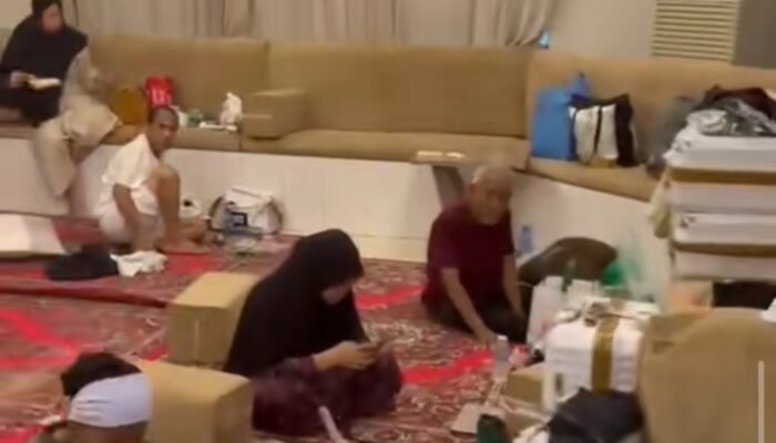 Sebanyak 38 Jemaah Umroh Travel Syakira Tour Terlantar di Jeddah