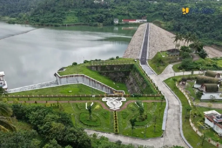 Lima Bendungan Baru Perkuat Irigasi, Optimisme Swasembada Pangan Makin Kokoh 1 foto berita lima bendungan baru perkuat irigasi optimisme swasembada pangan makin 200726125746