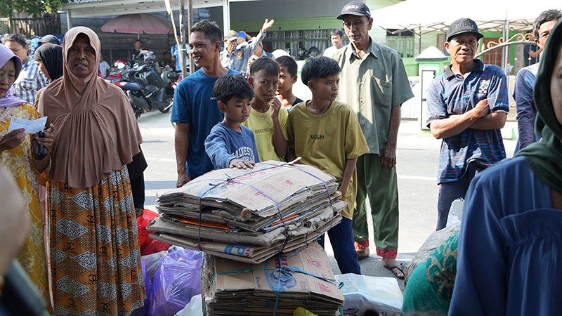 1 3 klm sampah