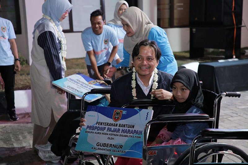 1 35 klm Kontrak Pemprov 27 Wagub Kalsel Hasnuriyadi apresiasi pertunjukan karya penyandang disabilitas
