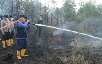 Gubernur H Muhidin Bersama Forkopimda dan Wamenko Lakukan Pembasahan Kawasan 5 1 4 klm Kontrak Pemprov 25 Gubernur H Muhidin dan Forkopimda serta Wamenko lakukan Pembasahan kawasan