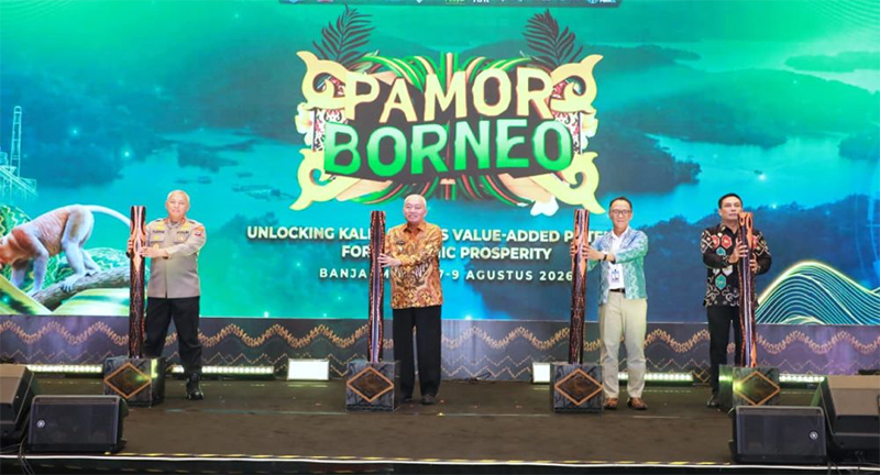1 4 klm klm Kontrak Pemprov 7 Gubernur H Muhidin resmi buka Pamor Borneo 2026