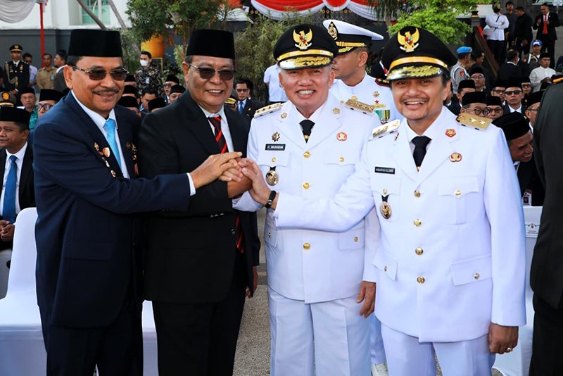 Kehadiran Paman Birin Hangatkan Suasana Upacara HUT ke-81 RI 1 Hal 1 4 KLM FOTO HL Paman