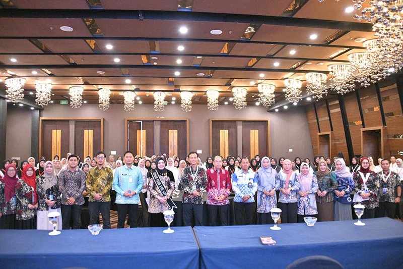 Hj Tata Buka Kegiatan Bimbingan Guru PAUD dan Guru Khusus 1 Hal 12 HSS 1 3 klm 5