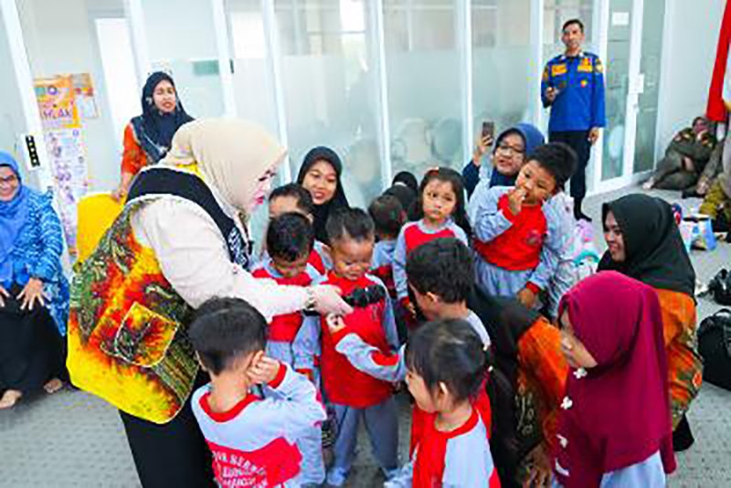 Anak KB Uma Kandung Diajak Belajar Keselamatan 1 Hal 12 Tapin 35 klm 13