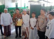Bantuan Beasiswa untuk Ribuan Santri Disalurkan
