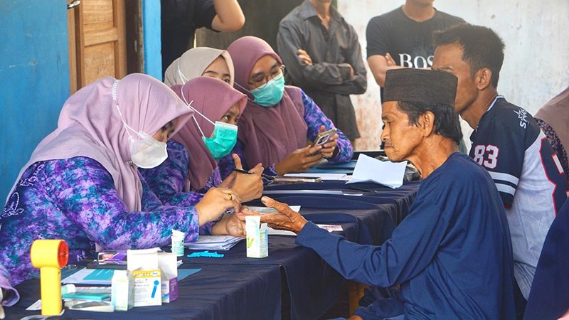 Cegah TB, Warga Nungka Jalani Cek Kesehatan Gratis 1 Hal 2 Bal 3 klm 7
