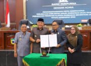 Tekankan Efisiensi Fiskal Pemkab dan DPRD Tanah Laut Tandatangani Nota Kesepakatan Perubahan KUA-PPAS 2026