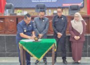 Pemkab dan DPRD Tanahlaut Sahkan KUA-PPAS 2027