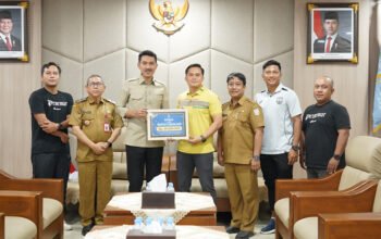Persemar Kawinkan Dua Gelar, Bupati Beri Bonus 4 Hal 4 4 KLM Martapura Serahkan Bonus
