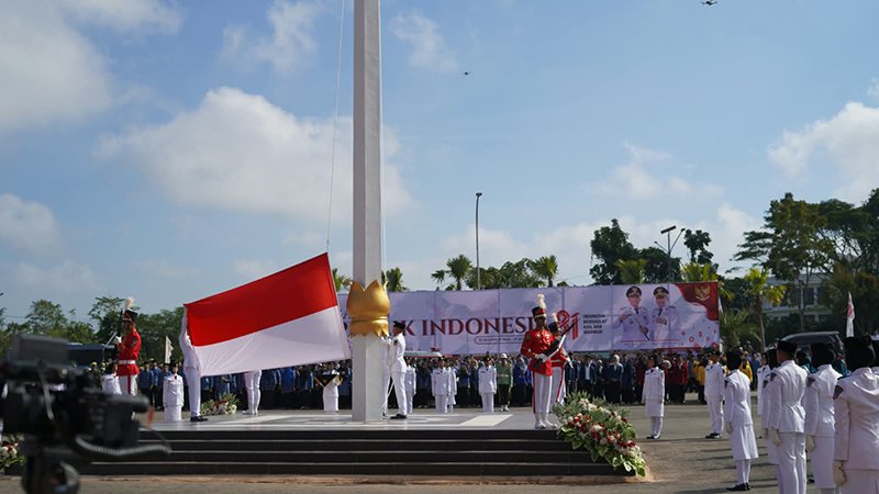 Bupati Kotabaru Irup Upacara HUT ke-81 Kemerdekaan RI 1 Hal 4 Kotabaru 1 3 klm 6