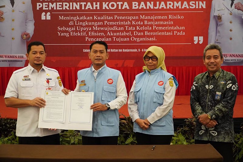 FGD Mitigasi Risiko Perkuat Komitmen Pemerintahan yang Akuntabel 1 Hal 5 3 KLM KOntrak 1