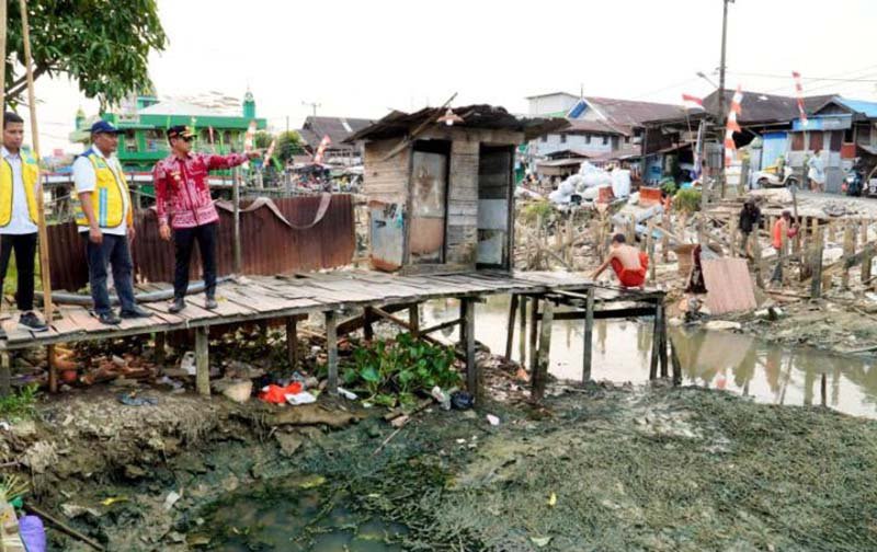 Kerahkan Excavator Amphibi, Pemko Banjarmasin Obrak-abrik Sedimen Dangkal Sungai Baru 1 Hal 5 3 KLM Kontrak 1 11