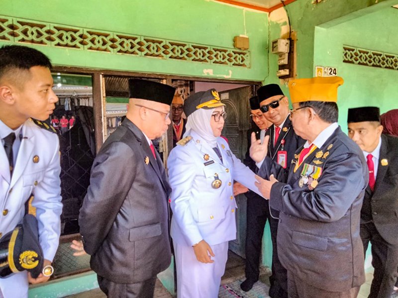 HUT ke-81 RI, Pemko Banjarbaru Kunjungi Veteran dan Janda Veteran 1 Hal 6 3 KLM BJB 1 8