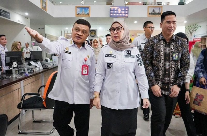 Banjarbaru Masuk 25 Besar Kota dengan Pelayanan Investasi Terbaik di Indonesia 1 Hal 6 3 KLM BJB 1