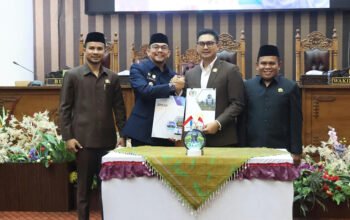 Eksekutif dan Legislatif Sepakati KUA-PPAS 2027 4 Hal 7 Tanbu Adv 4 klm 1